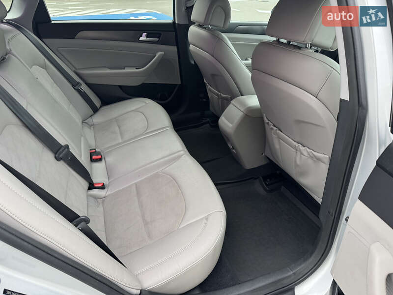 Седан Hyundai Sonata 2014 в Киеве