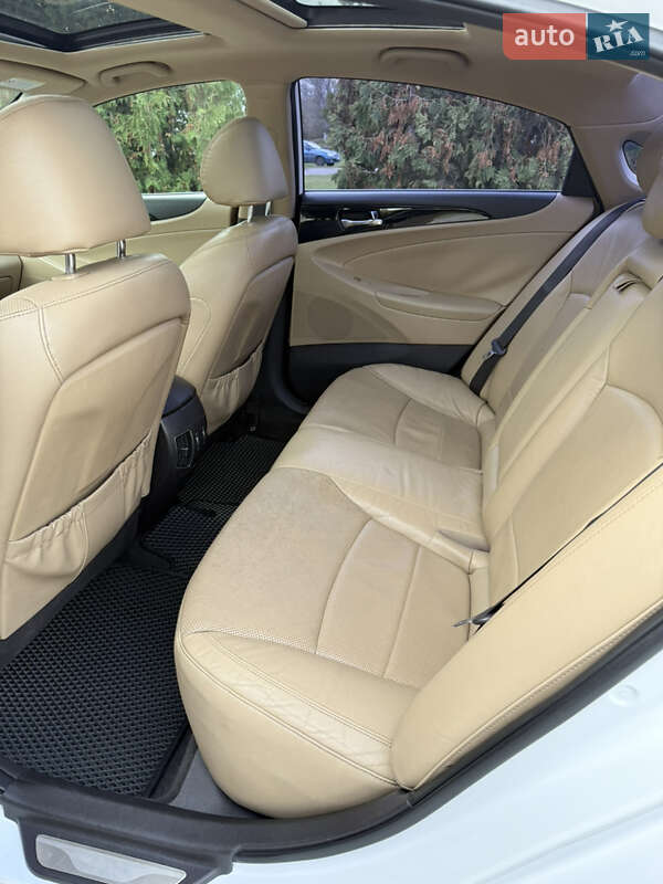 Седан Hyundai Sonata 2011 в Александрие фото 18 Седан Hyundai Sonata 2011 в Александрие