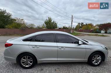 Седан Hyundai Sonata 2015 в 