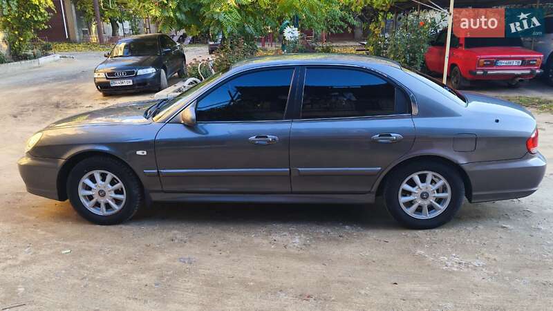 Седан Hyundai Sonata 2001 в Подольске
