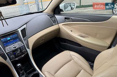 Седан Hyundai Sonata 2014 в 