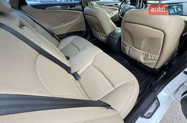 Седан Hyundai Sonata 2014 в 