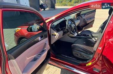 Седан Hyundai Sonata 2015 в 