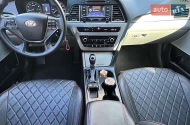 Седан Hyundai Sonata 2015 в 