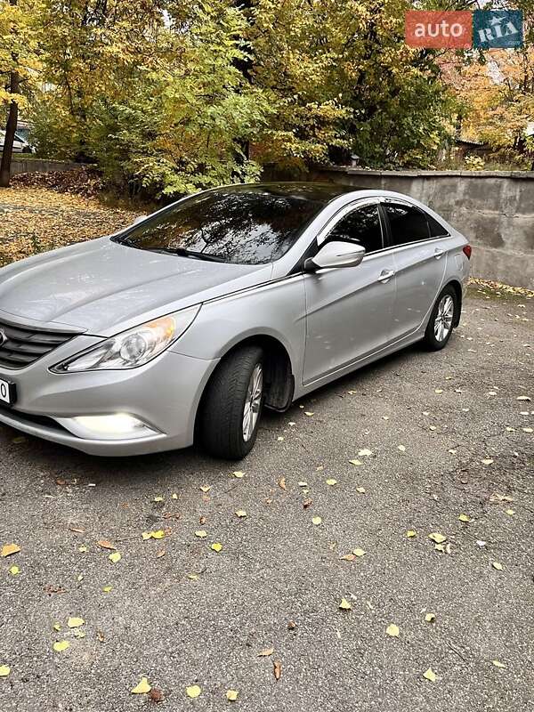 Седан Hyundai Sonata 2012 в Ирпене