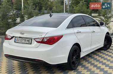 Седан Hyundai Sonata 2014 в 