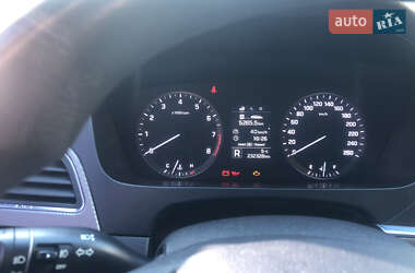 Седан Hyundai Sonata 2014 в 