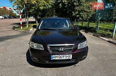 Седан Hyundai Sonata 2006 в  фото 12 Седан Hyundai Sonata 2006 в