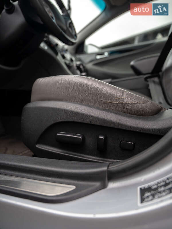 Седан Hyundai Sonata 2011 в Києві фото 13 Седан Hyundai Sonata 2011 в Києві