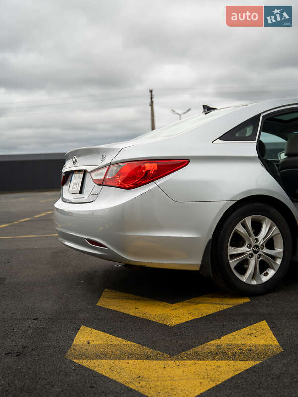 Седан Hyundai Sonata 2011 в Києві фото 25 Седан Hyundai Sonata 2011 в Києві