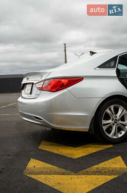 Седан Hyundai Sonata 2011 в 