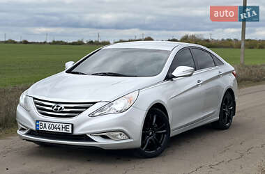 Седан Hyundai Sonata 2014 в Кривом Озере