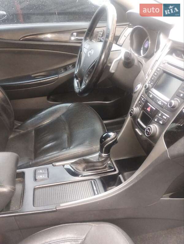 Седан Hyundai Sonata 2013 в Киеве фото 12 Седан Hyundai Sonata 2013 в Киеве