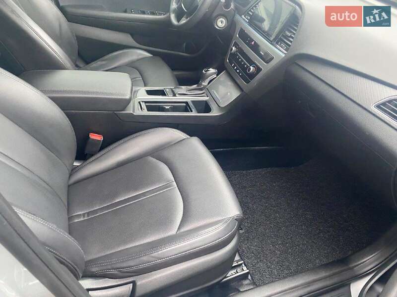 Седан Hyundai Sonata 2018 в Киеве фото 5 Седан Hyundai Sonata 2018 в Киеве