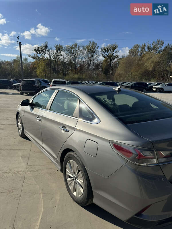 Седан Hyundai Sonata 2018 в Львове фото 5 Седан Hyundai Sonata 2018 в Львове