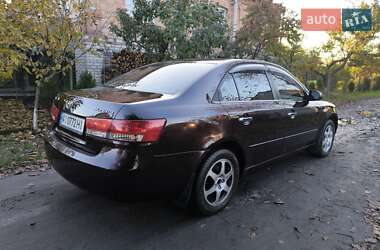 Седан Hyundai Sonata 2006 в  фото 6 Седан Hyundai Sonata 2006 в