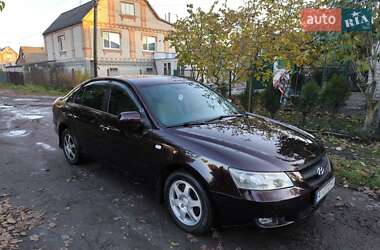Седан Hyundai Sonata 2006 в  фото 13 Седан Hyundai Sonata 2006 в