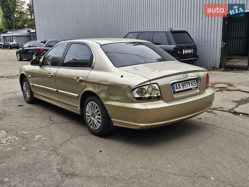 Седан Hyundai Sonata 2004 в Києві