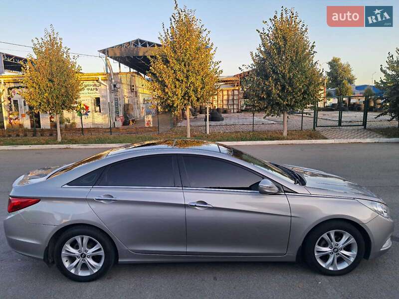 Седан Hyundai Sonata 2012 в 