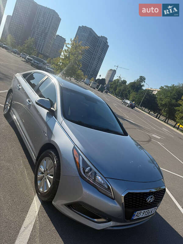 Седан Hyundai Sonata 2015 в Києві