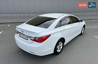 Седан Hyundai Sonata 2011 в 