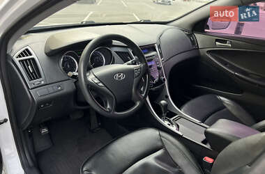 Седан Hyundai Sonata 2011 в 