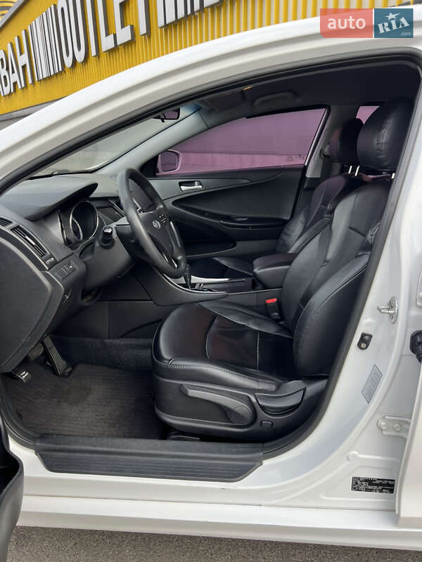 Седан Hyundai Sonata 2011 в Києві