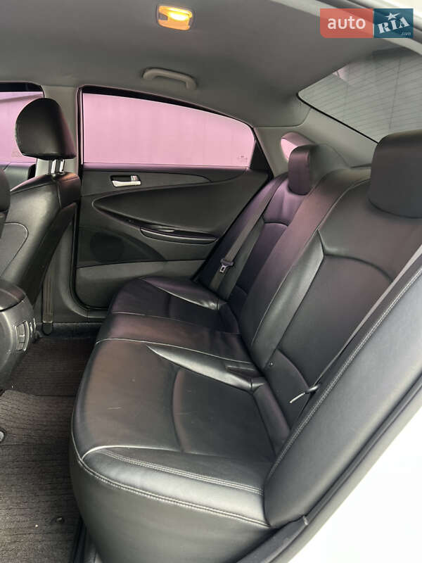 Седан Hyundai Sonata 2011 в Києві