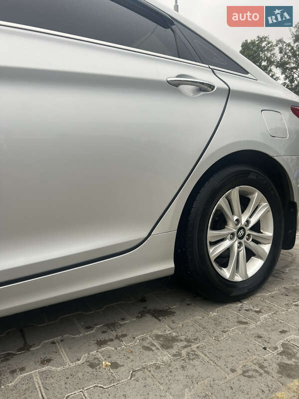 Седан Hyundai Sonata 2011 в Тернополе