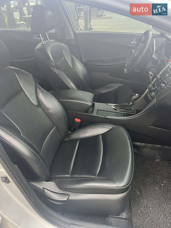 Седан Hyundai Sonata 2011 в Тернополе