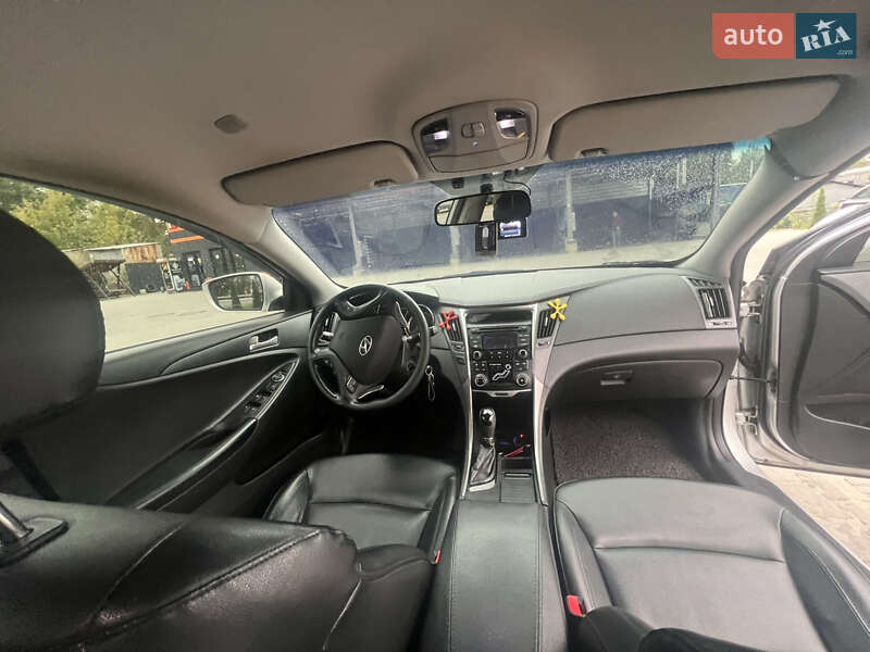 Седан Hyundai Sonata 2011 в Тернополе