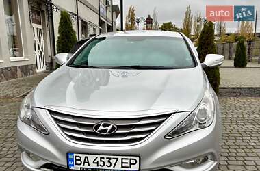 Седан Hyundai Sonata 2012 в Ужгороде