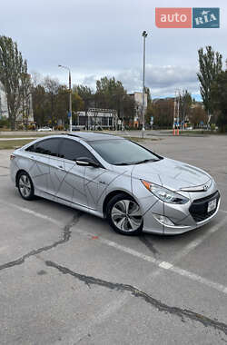 Седан Hyundai Sonata 2014 в Запорожье