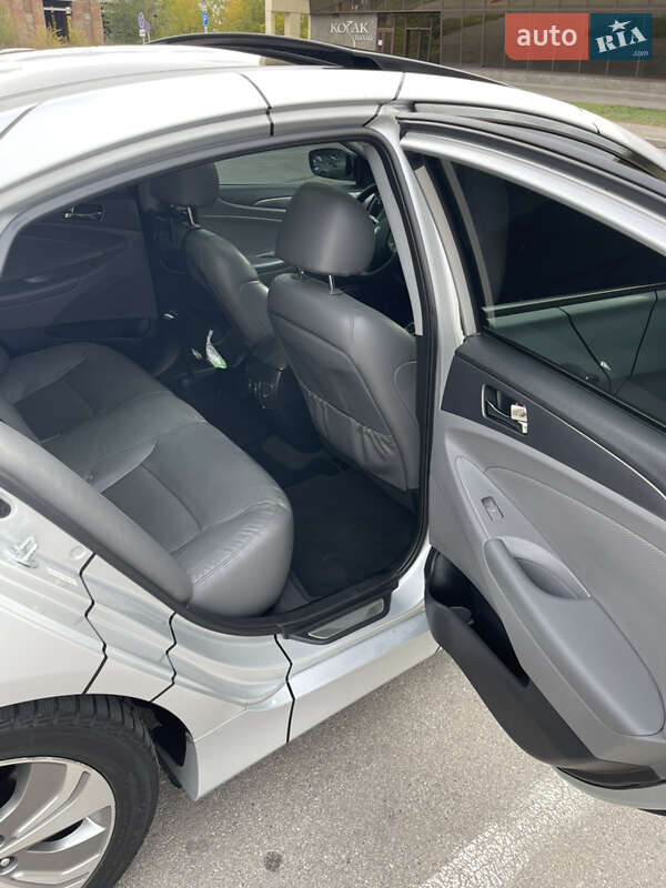 Седан Hyundai Sonata 2014 в Запорожье фото 12 Седан Hyundai Sonata 2014 в Запорожье