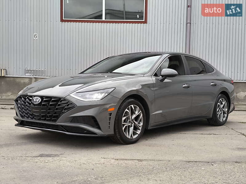 Седан Hyundai Sonata 2022 в Львове