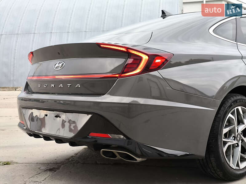 Седан Hyundai Sonata 2022 в Львове