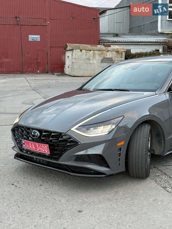 Седан Hyundai Sonata 2022 в Львове
