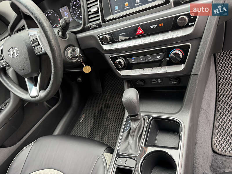 Седан Hyundai Sonata 2018 в Киеве фото 30 Седан Hyundai Sonata 2018 в Киеве