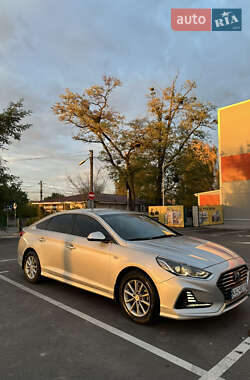 Седан Hyundai Sonata 2017 в Киеве