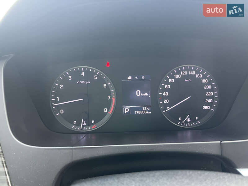 Седан Hyundai Sonata 2014 в Киеве фото 12 Седан Hyundai Sonata 2014 в Киеве