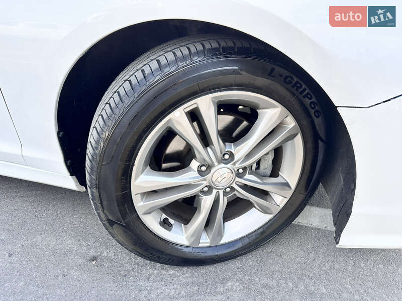 Седан Hyundai Sonata 2017 в Киеве