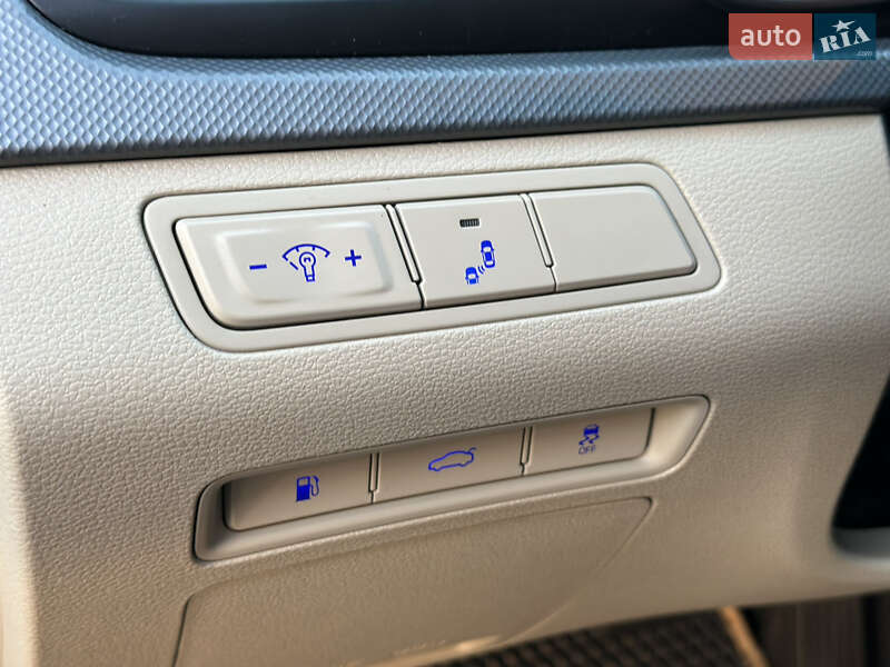 Седан Hyundai Sonata 2018 в Киеве фото 16 Седан Hyundai Sonata 2018 в Киеве
