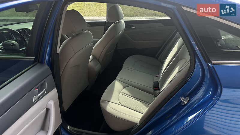 Седан Hyundai Sonata 2017 в Киеве фото 17 Седан Hyundai Sonata 2017 в Киеве