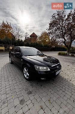 Седан Hyundai Sonata 2007 в Фонтанке