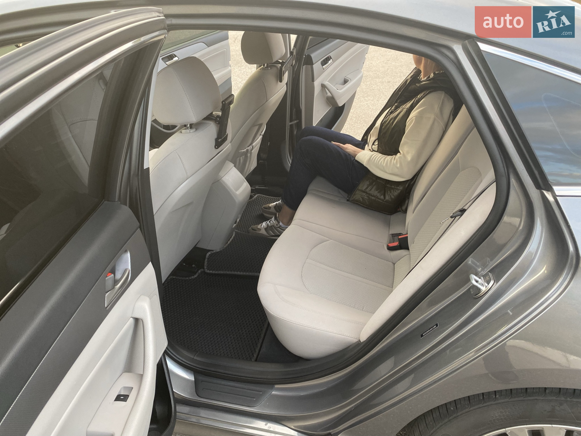 2017 Hyundai Sonata - мініатюра 5