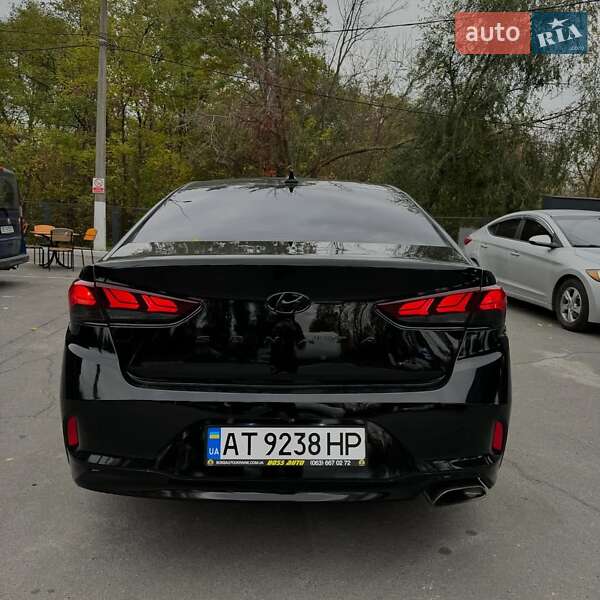 Седан Hyundai Sonata 2018 в Львове