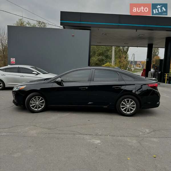Седан Hyundai Sonata 2018 в Львове