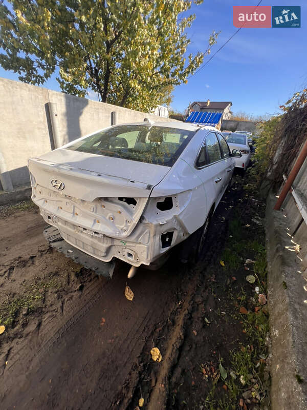 Седан Hyundai Sonata 2016 в Одессе