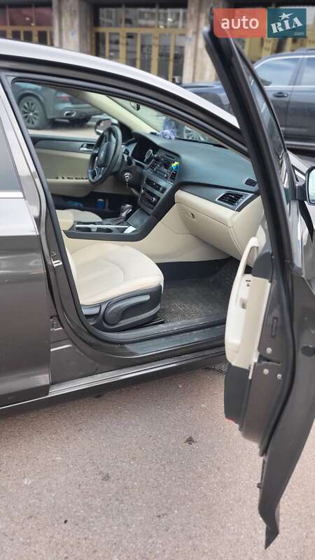 Седан Hyundai Sonata 2014 в Киеве