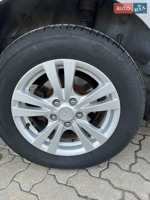 Седан Hyundai Sonata 2008 в Полтаве